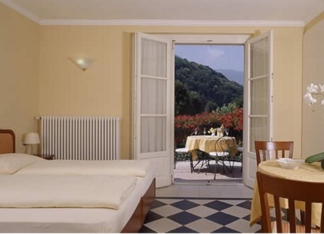 Hotel Villa Delle Palme Cannobio Buitenkant foto
